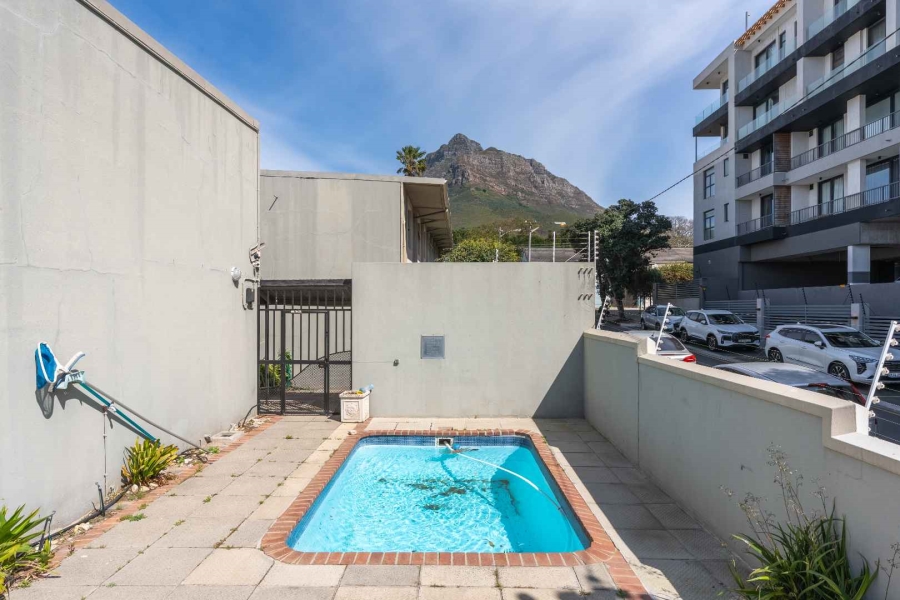 2 Bedroom Property for Sale in Observatory Western Cape